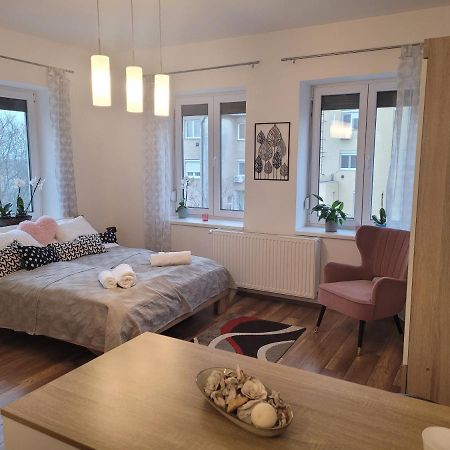 Rose Apartment Pécs Buitenkant foto